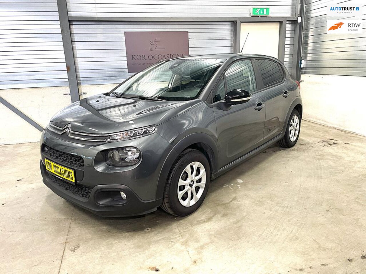 Citroën C3 - 1.2 PureTech Feel 1ste eigenaar PDC airco APK - AutoWereld.nl