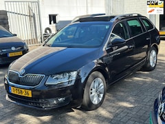 Skoda Octavia Combi - 1.2 TSI Greentech Elegance Businessline AUT. Bj:2014 PANO NAP