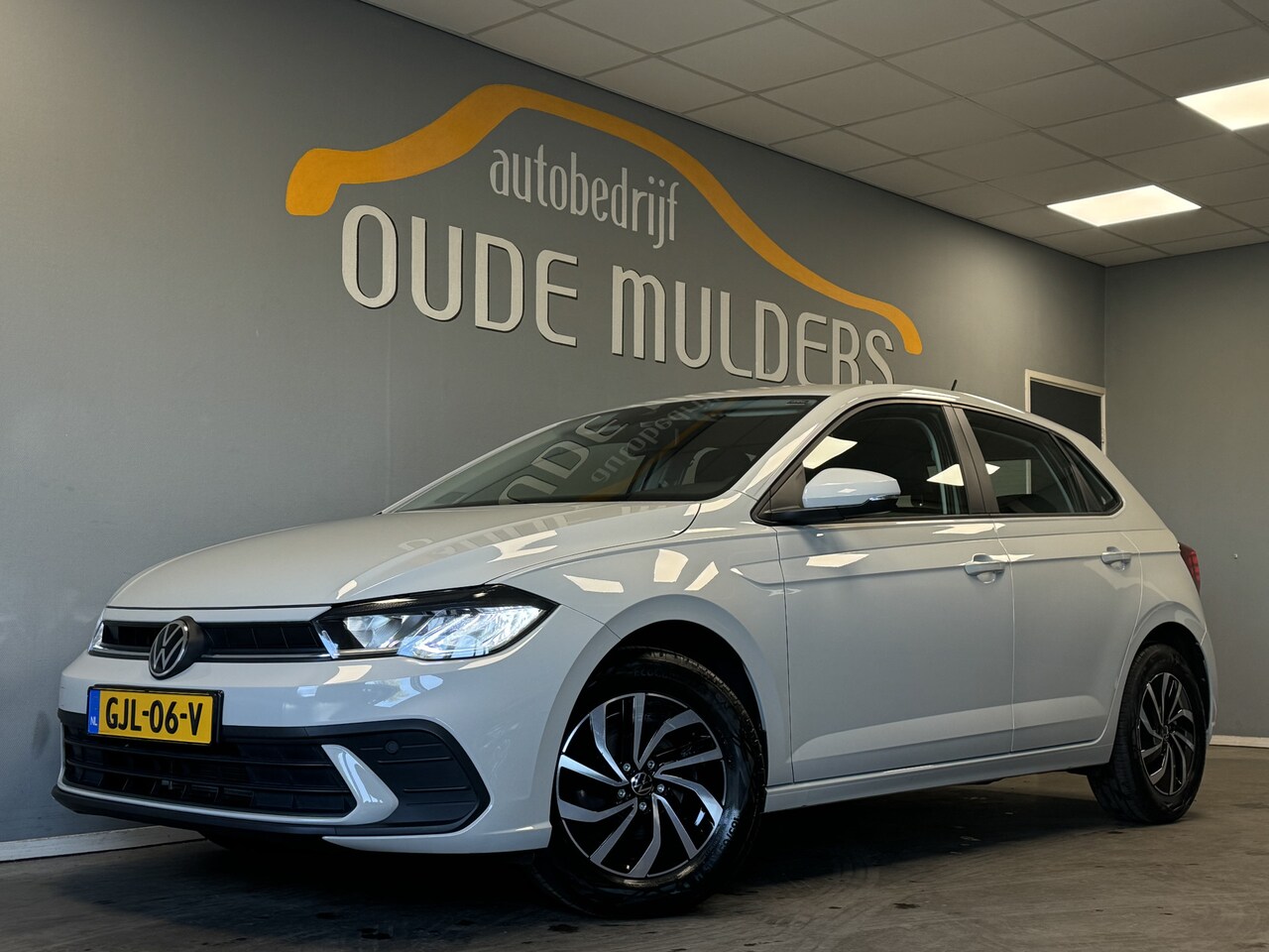 Volkswagen Polo - 1.0 Stoelverwarming/AppConnect/LMV - AutoWereld.nl