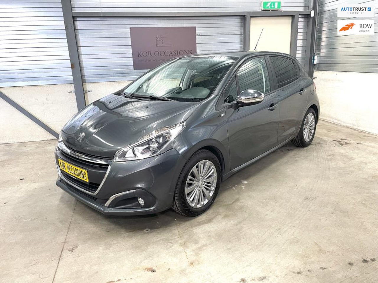 Peugeot 208 - 1.2 PureTech Allure 1ste eigenaar NAVI sport - AutoWereld.nl