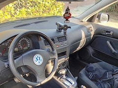 Volkswagen Bora - 2.0 Sportline Bora