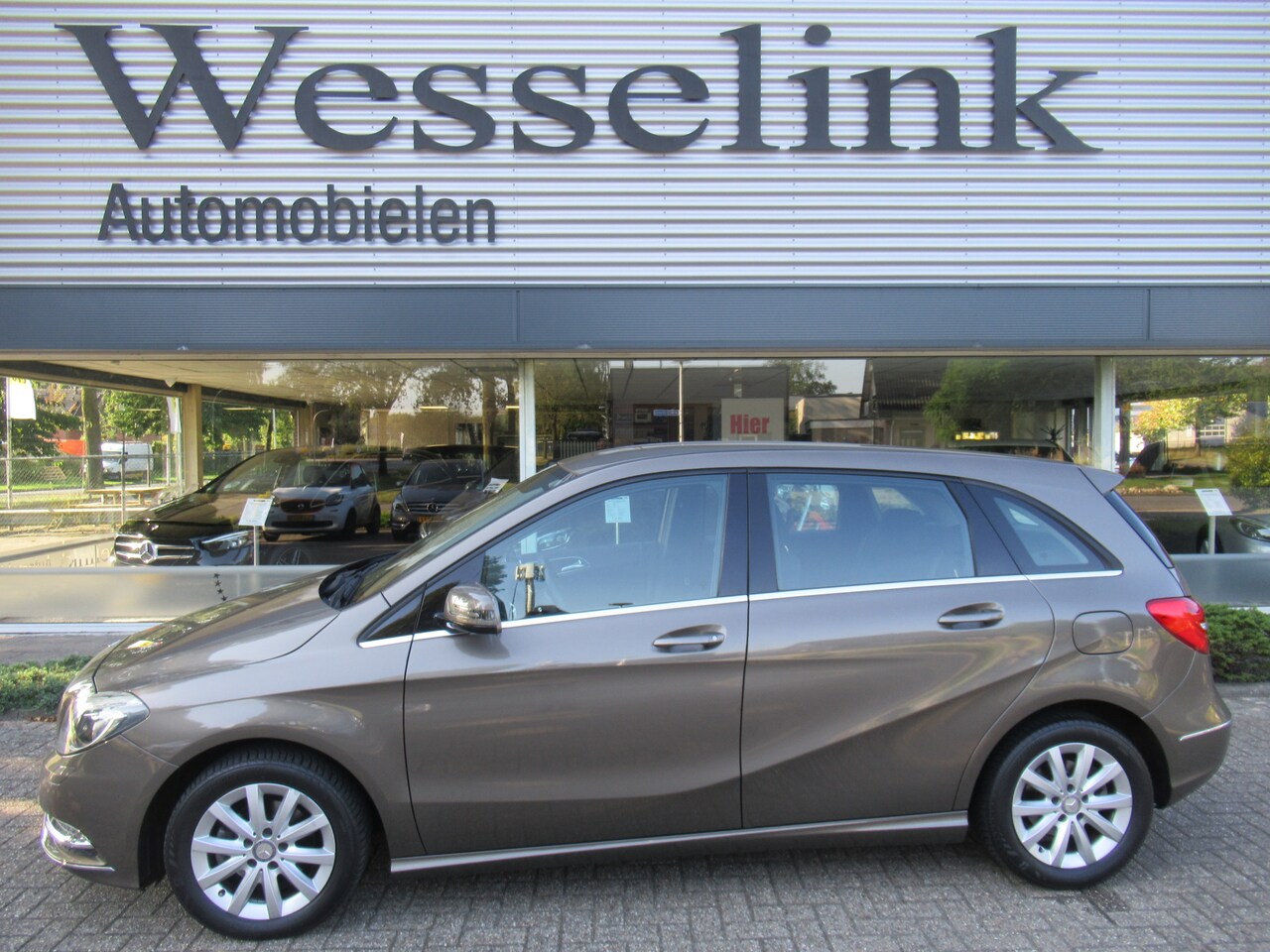 Mercedes-Benz B-klasse - 180 Ambition Automaat - AutoWereld.nl