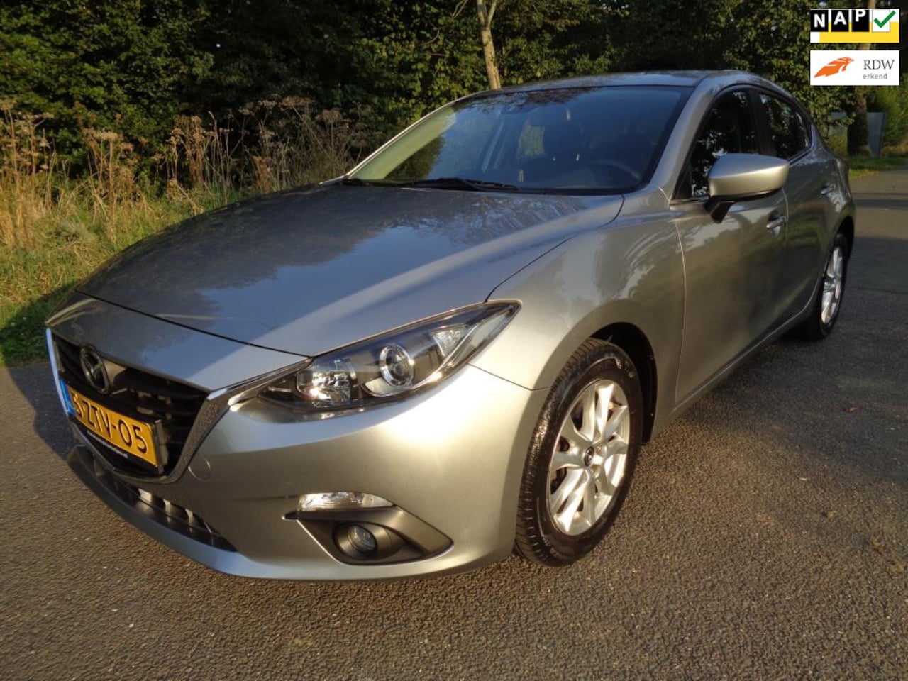 Mazda 3 - 2.0 TS 130.000 Originele Nederlandse KM'S! met NAP! - AutoWereld.nl