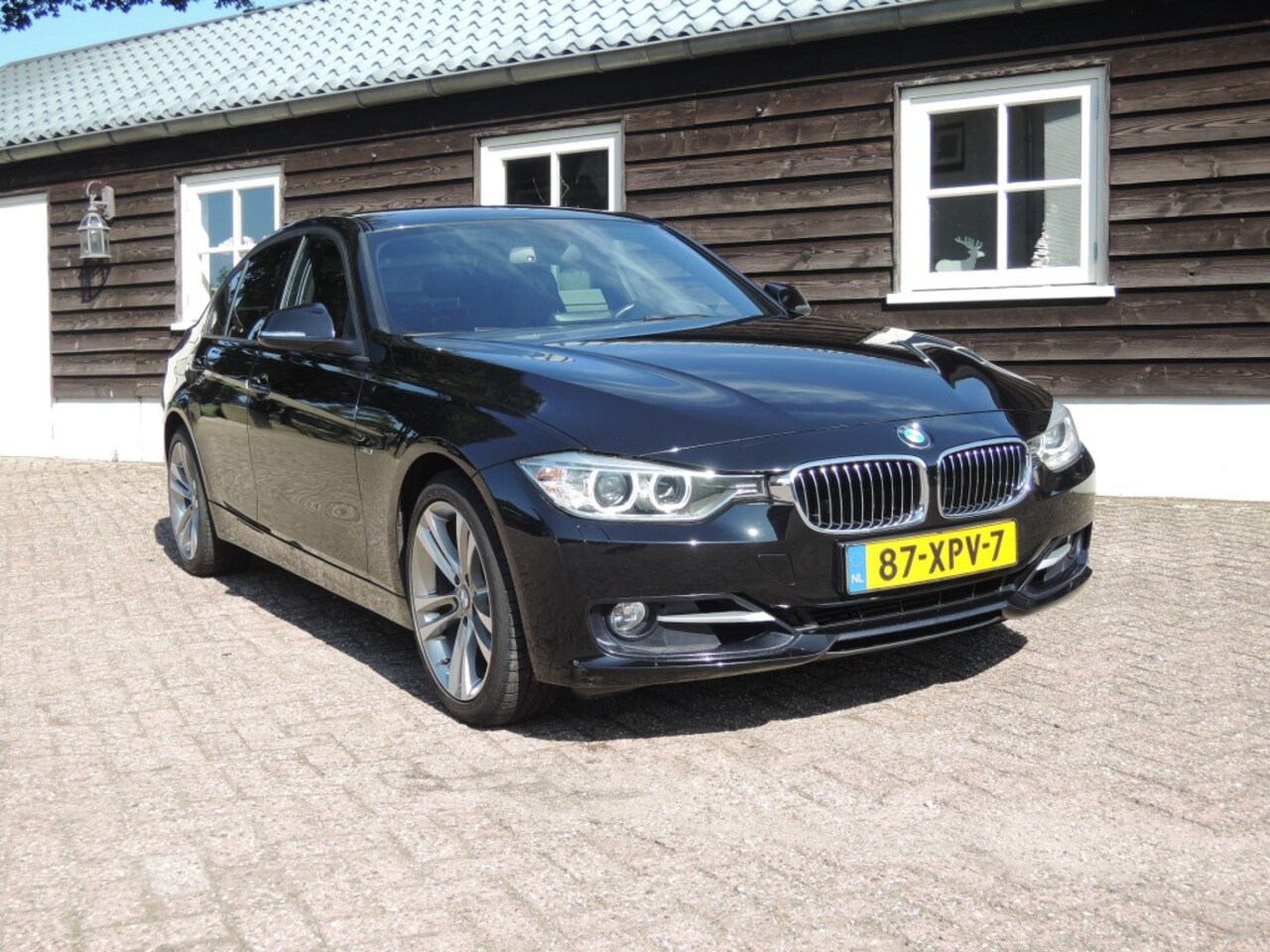 BMW 3-serie - 320I HIGH EXECUTIVE Sport Line, NAVI,LEER , - AutoWereld.nl