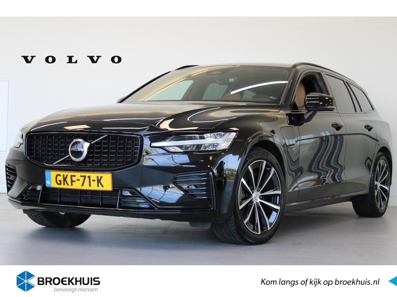 Volvo V60 - T6 350PK AWD Plus Dark | Nappa | Gelamineerd Glas | Stoelventilatie | Trekhaak | Adapt Led - AutoWereld.nl