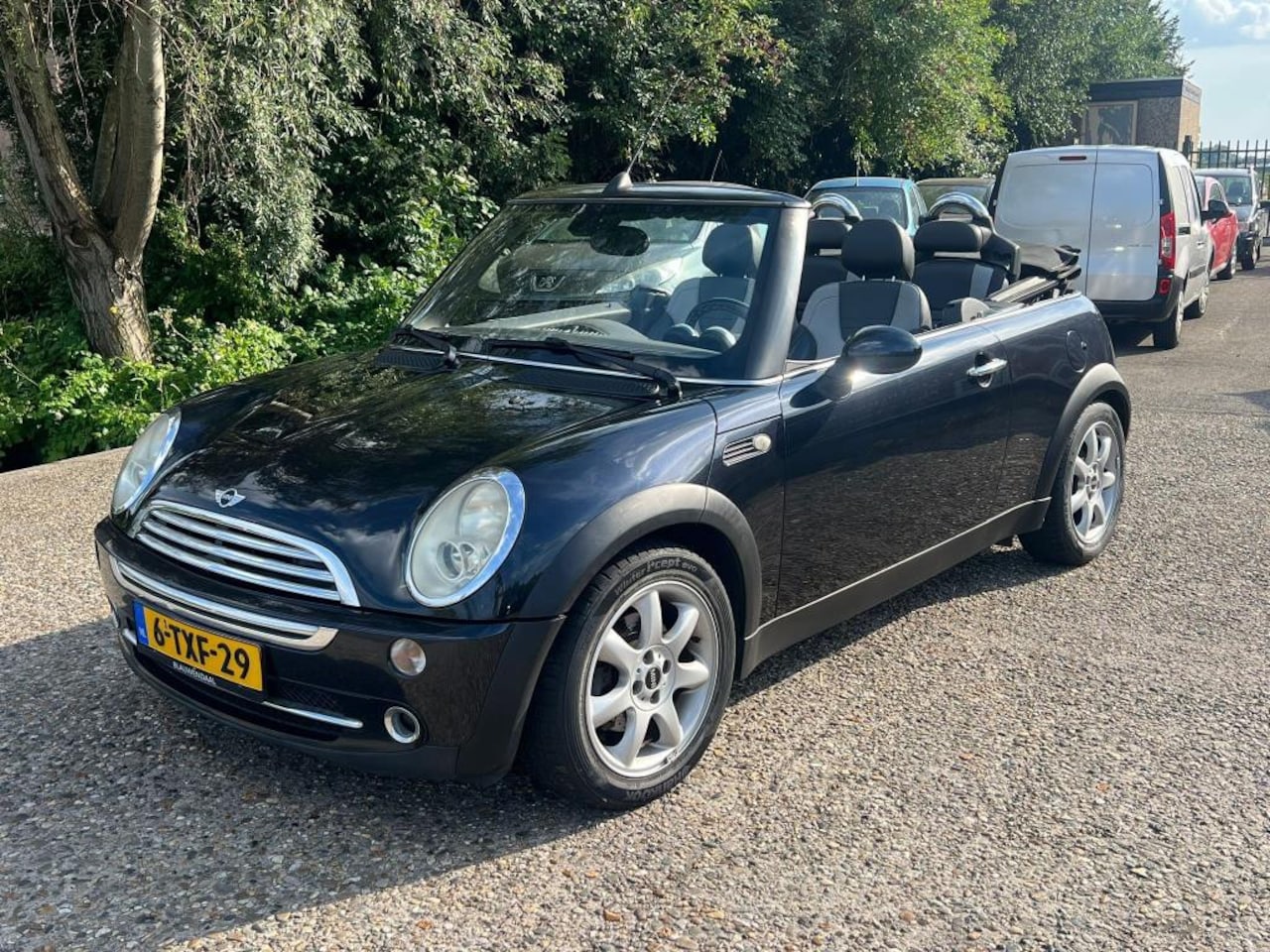 MINI Cabrio - 1.6 Cooper Pepper Mini 1.6 Cooper Pepper - AutoWereld.nl