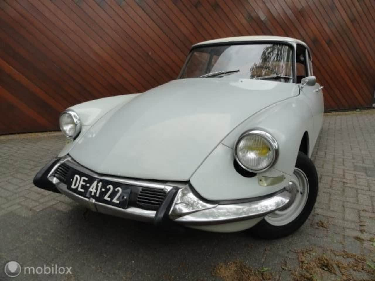 Citroën DS - ID 19 - AutoWereld.nl