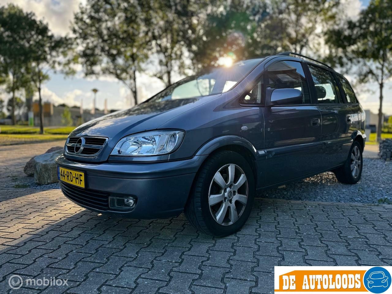 Opel Zafira - 2.2-16V Elegance #Automaat# Trekhaak APK Nieuw! - AutoWereld.nl