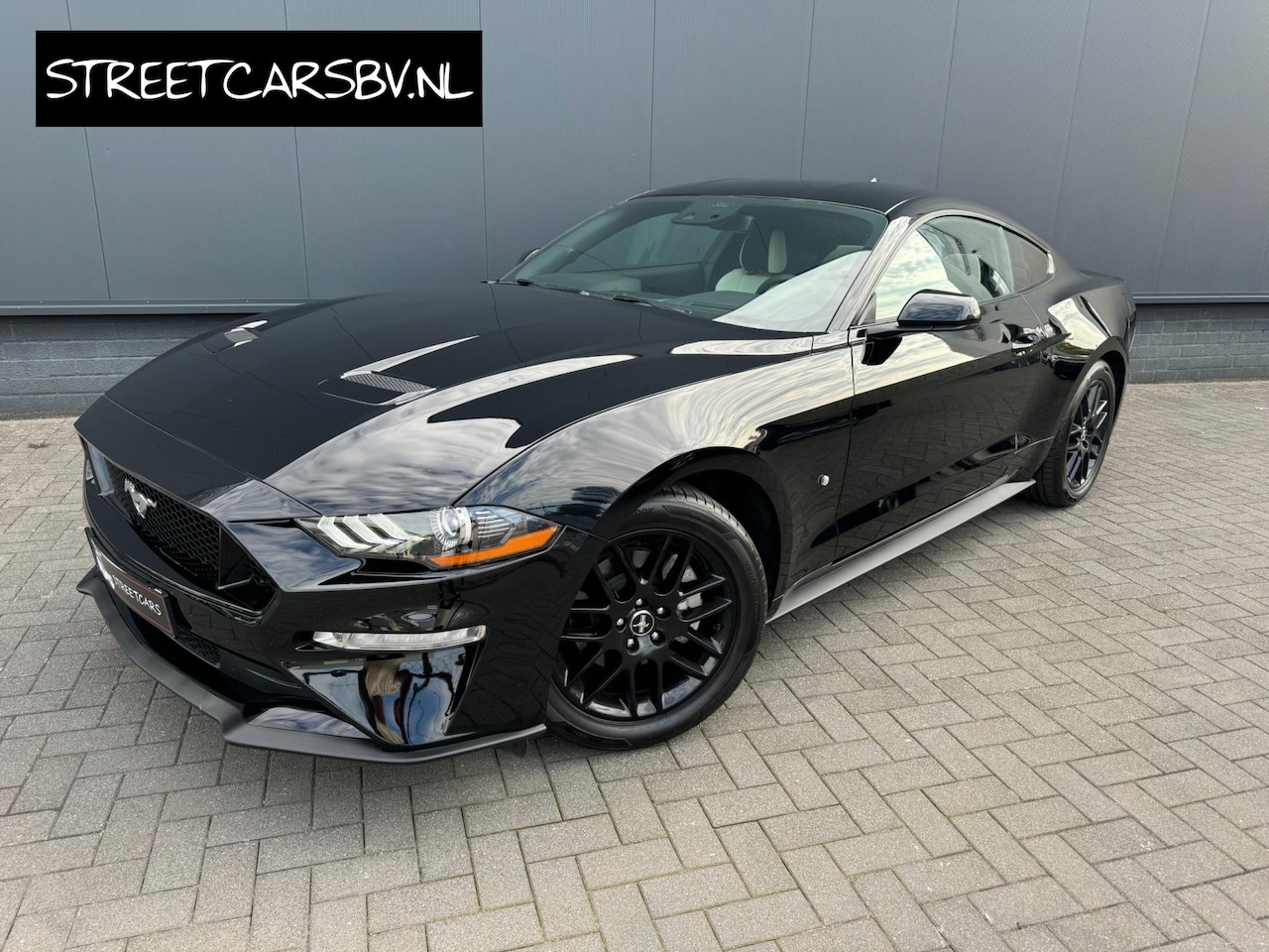 Ford Mustang - USA 2.3ecoboost 310pk handbak! - AutoWereld.nl