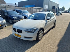 BMW 1-serie - 114i EDE Business