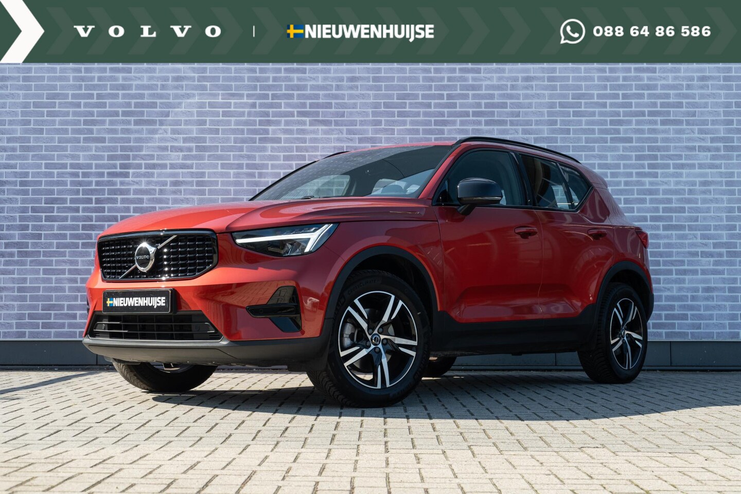 Volvo XC40 - B4 Plus Dark | Google | Trekhaak | Keyless | Elektrische stoelverstelling | Adaptieve Crui - AutoWereld.nl