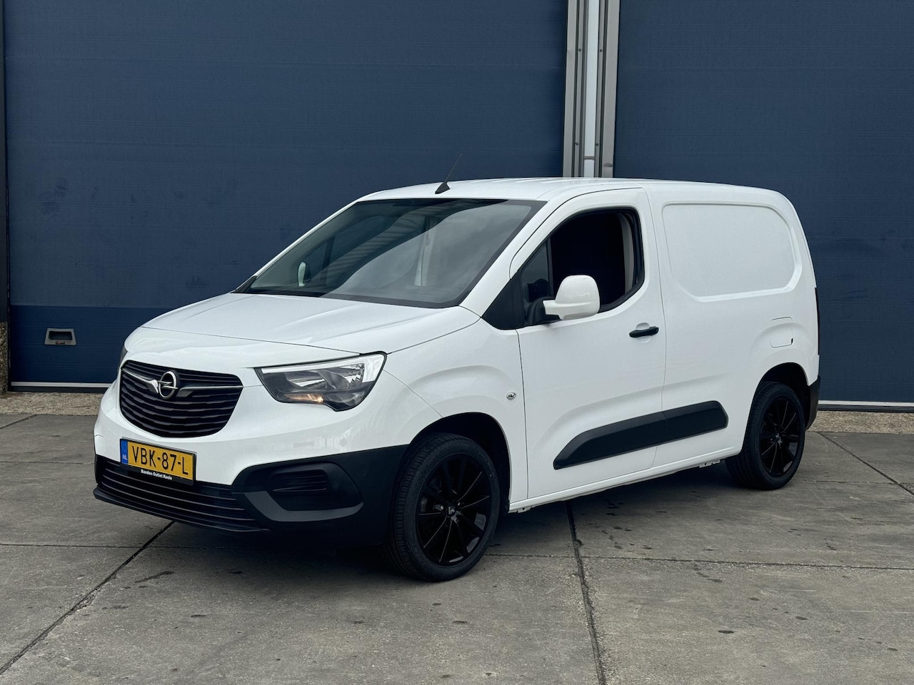 Opel Combo - 1.5D L1H1 Edition AIRCO / CRUISE CONTROLE / EURO 6 - AutoWereld.nl