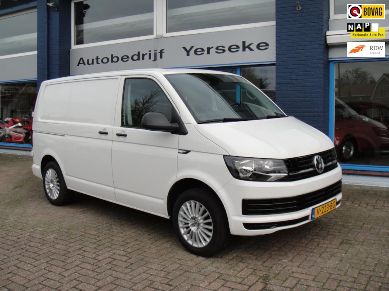 Volkswagen Transporter - 2.0 TDI L1H1 Comfortline erg netjes - AutoWereld.nl