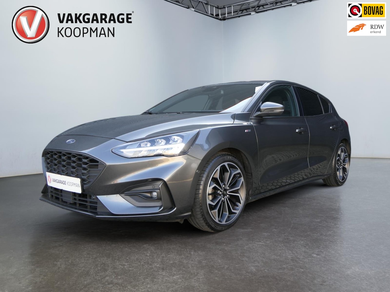 Ford Focus - 1.5 EcoBoost ST Line Business. B&O/Apple/LaneTrekhaak/ 182 PK - AutoWereld.nl