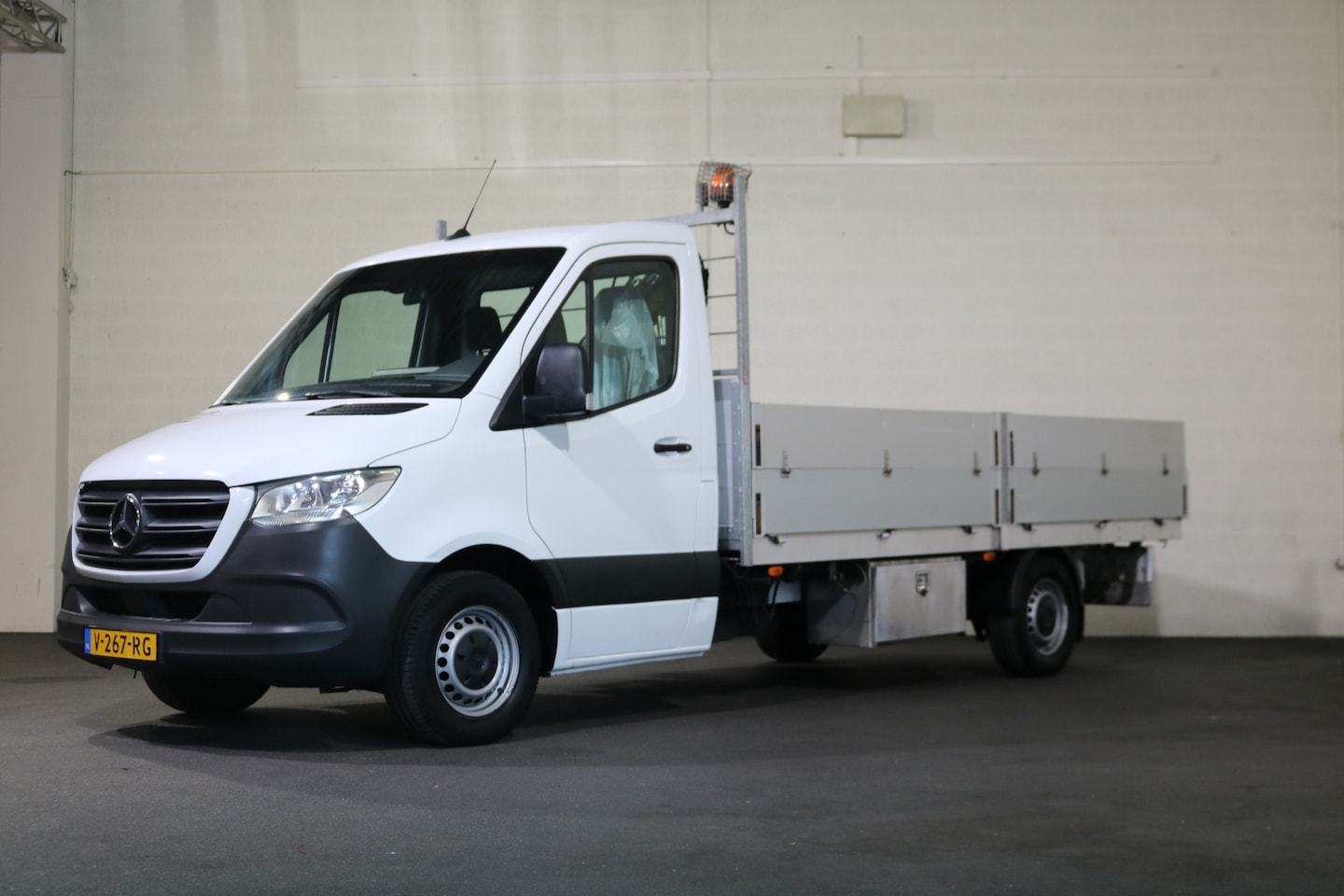 Mercedes-Benz Sprinter - 311 CDI Open Laadbak met Hydraulische Kraan - AutoWereld.nl