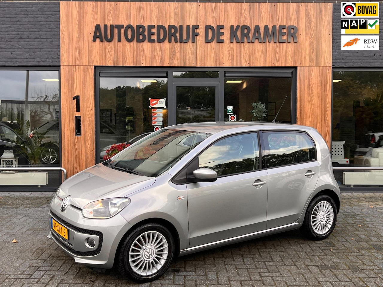 Volkswagen Up! - 1.0 high up! BlueMotion 1.0 high up! BlueMotion - AutoWereld.nl