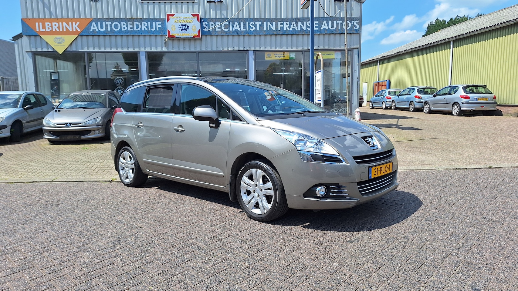 Peugeot 5008 - 1.6 THP 16V 156pk 5p NL auto NAP trekhaak - AutoWereld.nl