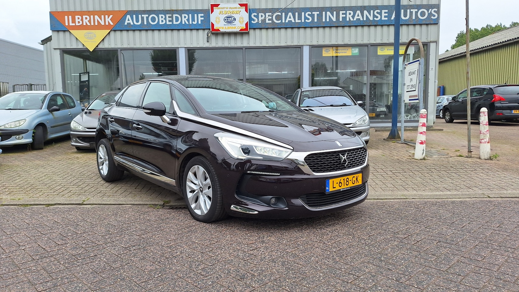 DS 5 - 1.6THP Automaat Navi/Pano/Climate/Leer/Trekhaak - AutoWereld.nl