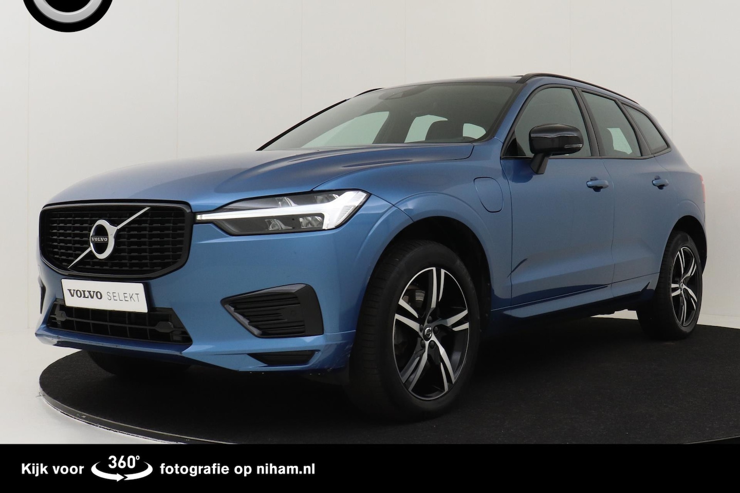 Volvo XC60 - T6 RECHARGE AWD R-DESIGN -PANO.DAK|CAMERA|TREKHAAK|CRUISE|KEYLESS - AutoWereld.nl