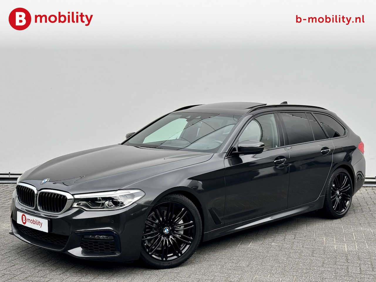 BMW 5-serie Touring - 520i High Executive M-Sport | Head-Up Display | Panoramadak | DAB | Hifi | Comfort stoelen - AutoWereld.nl