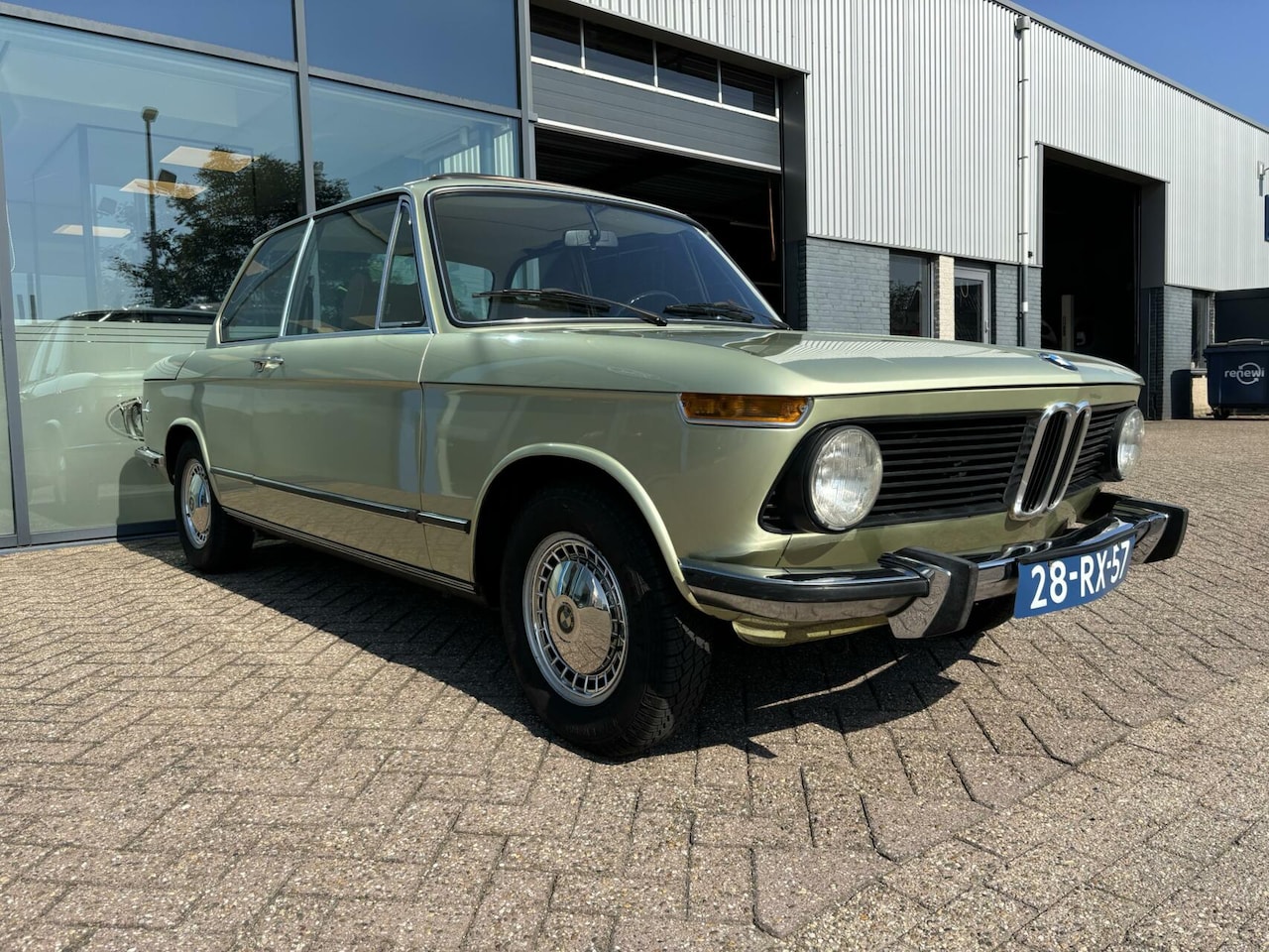 bmw-02-serie-1502-1977-unrestored-100-original-rustfree-1st-owner-real-low-millage-49000km-2002.jpg