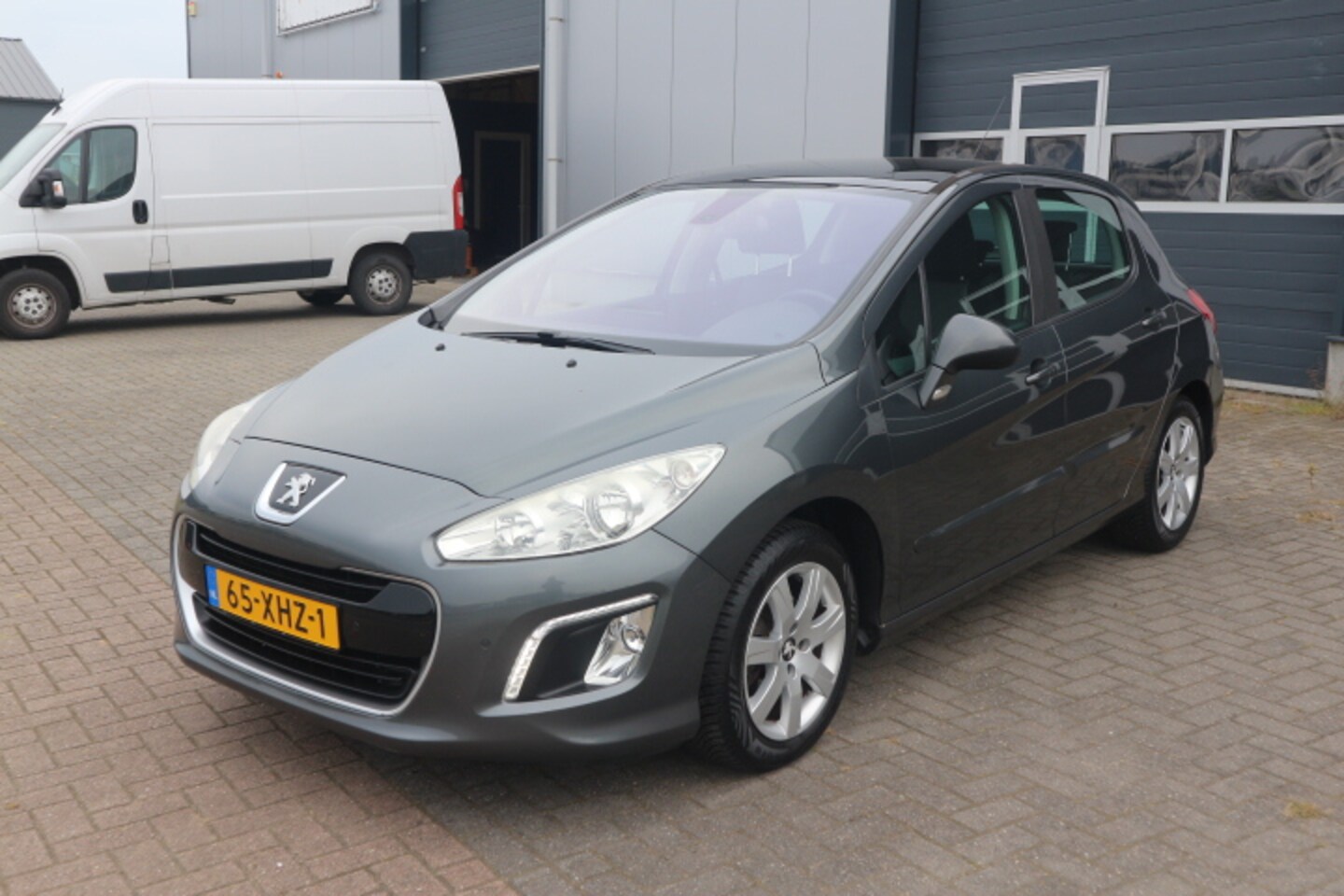 Peugeot 308 - 1.6 VTi Active 1.6 VTi Active - AutoWereld.nl