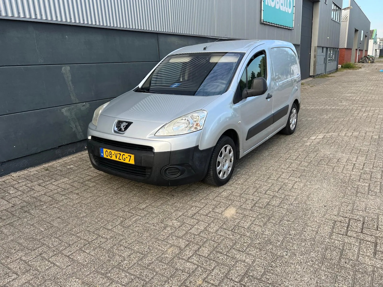 Peugeot Partner - 120 1.6 HDI L1 3-zits Airco - AutoWereld.nl