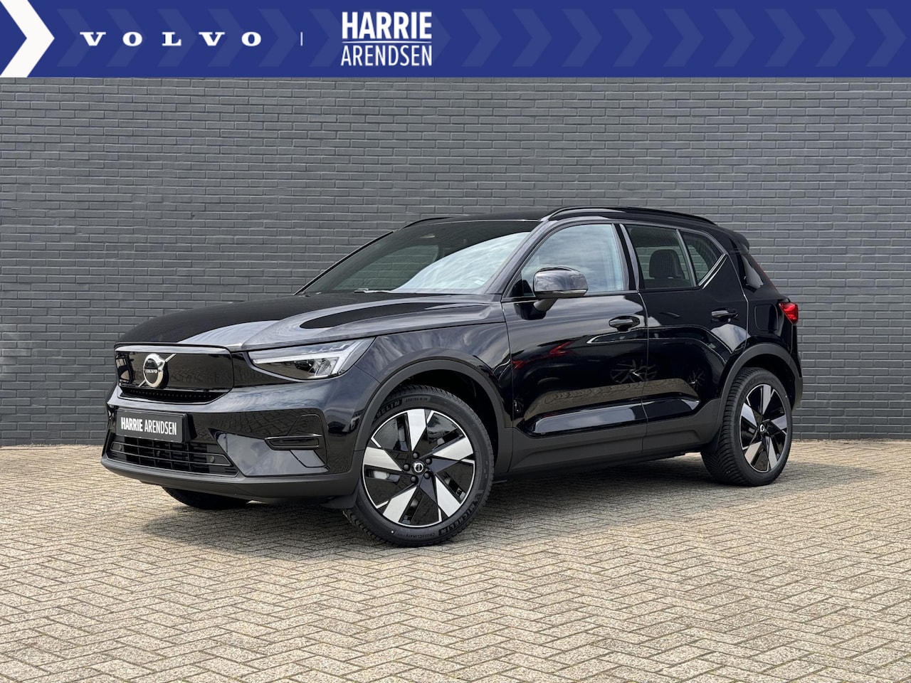 Volvo XC40 - Single Motor Plus | Adaptieve Cruise Control | Navigatie | Stoel- en stuurverwarming | Key - AutoWereld.nl