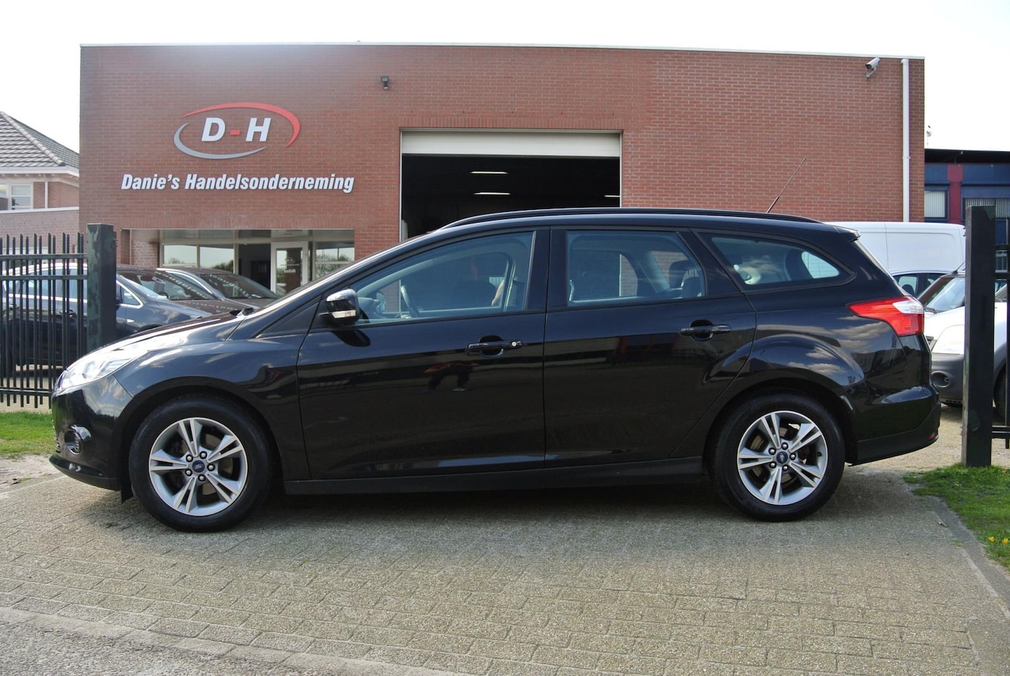 Ford Focus Wagon - 1.0 EcoBoost Edition airco nieuwe apk inruil mogelijk nap - AutoWereld.nl