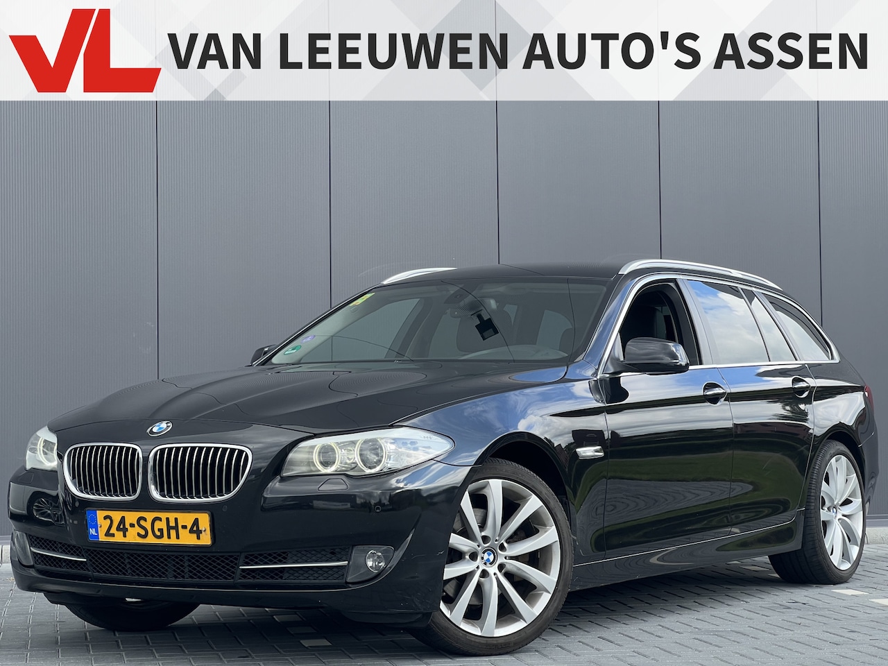 BMW 5-serie Touring - 520i High Executive | Nieuw binnen | Trekhaak | Goed uitgevoerd! - AutoWereld.nl