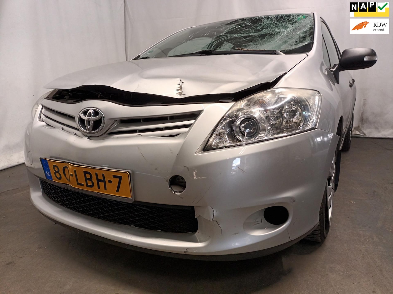 Toyota Auris - 1.3 Comfort - Frontschade, Glas Breuk - AutoWereld.nl