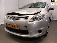 Toyota Auris - 1.3 Comfort - Frontschade, Glas Breuk