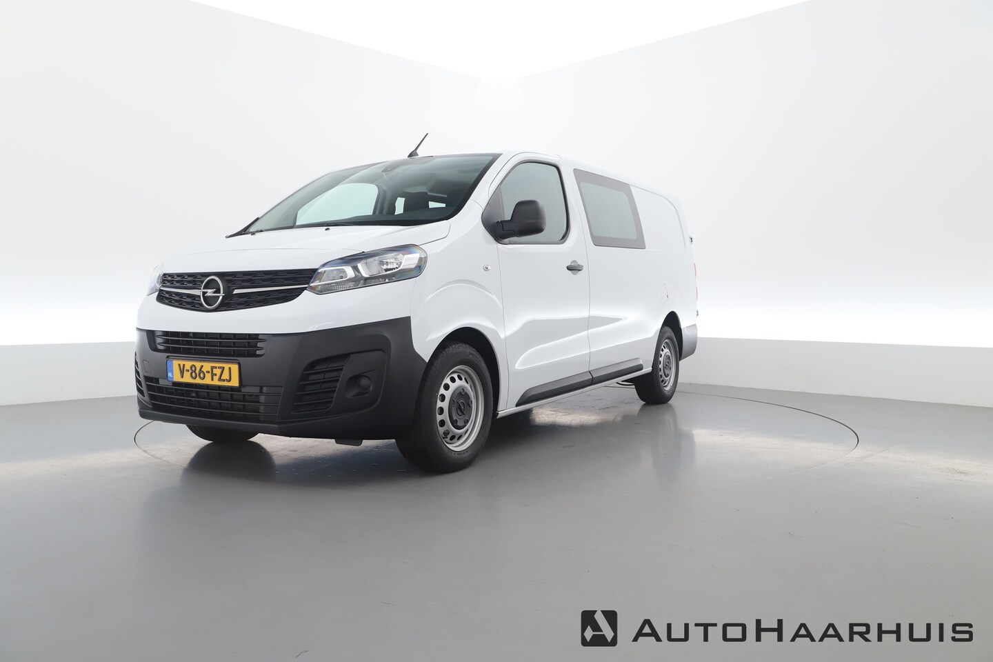 Opel Vivaro - 2.0 CDTi 145pk L3H1 | Dubb. Cab. | 6 pers. | Airco | Cruise | Navi by App | Parkeersensore - AutoWereld.nl