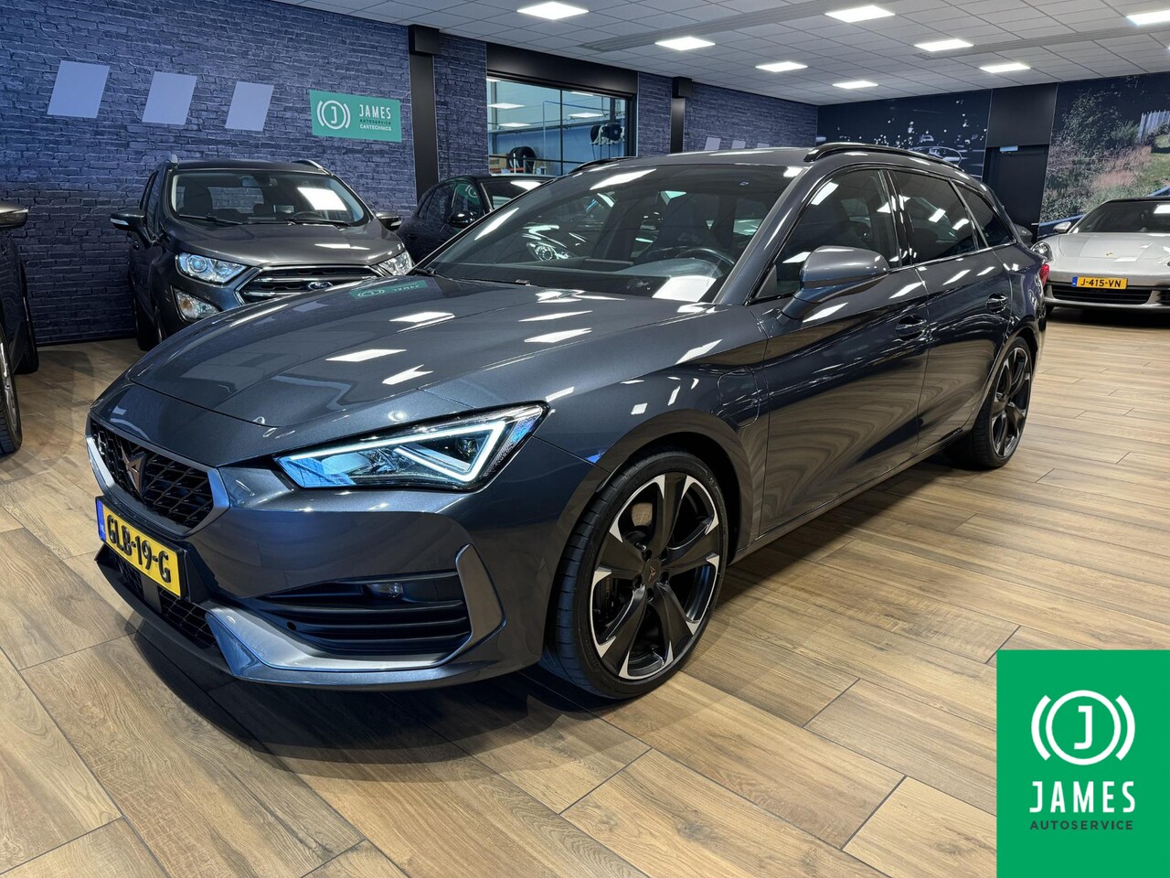 CUPRA Leon Sportstourer - 1.4 e-Hybrid VZ Copper Edition |245pk|Pano|Memory-seat| - AutoWereld.nl