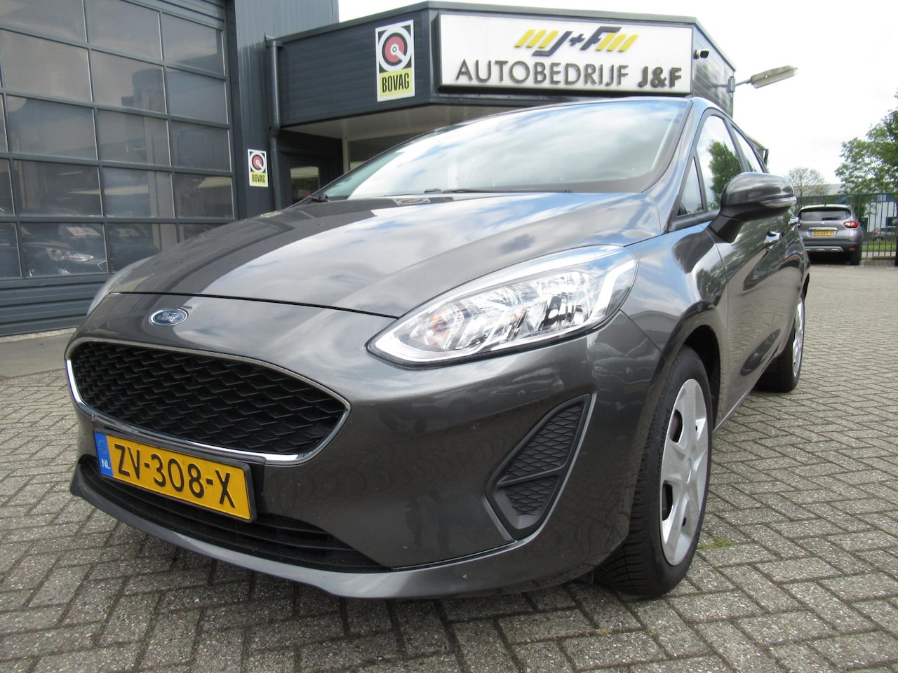 Ford Fiesta - 1.1 Trend / 1e eigenaar / NAV / PDC / Airco - AutoWereld.nl