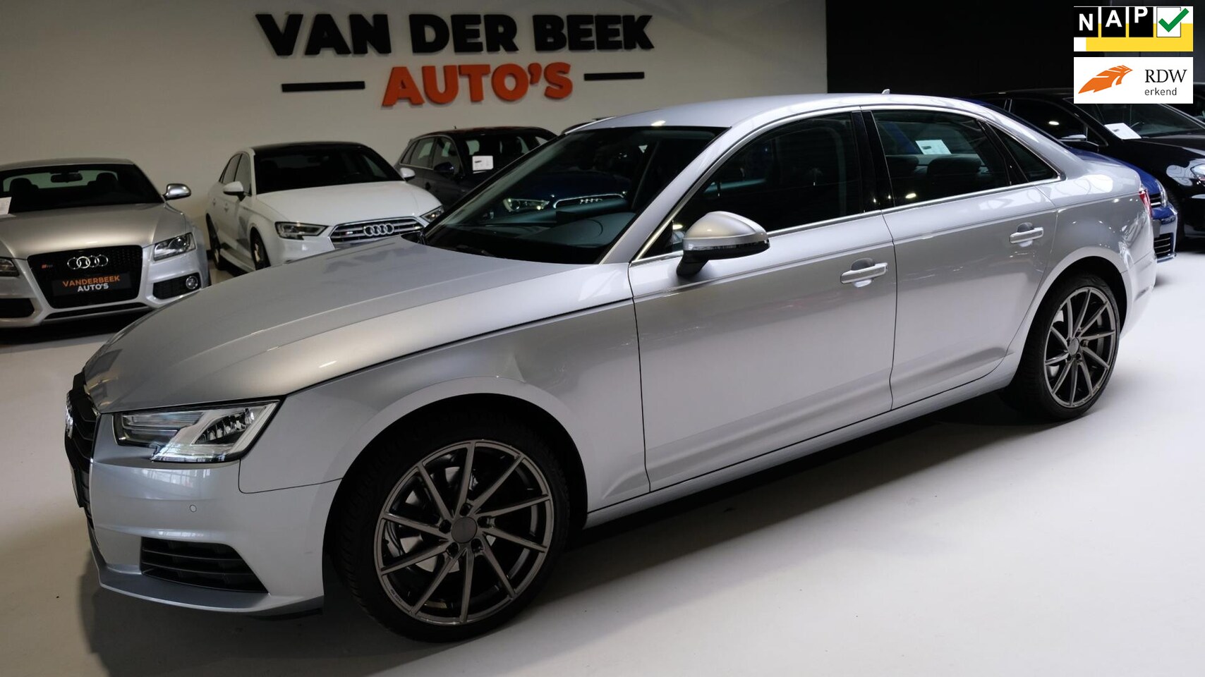 Audi A4 Limousine - 2.0 TFSI ultra Pro Line Cruise Navi Xenon - AutoWereld.nl