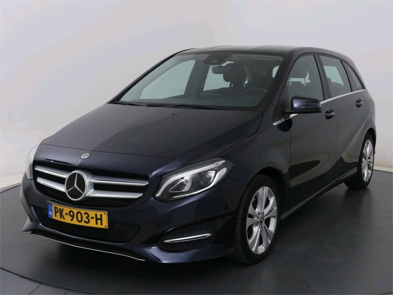 Mercedes-Benz B-klasse - BKLASSE MERCEDES B180 122PK 7G-DCT Urban Ambition - AutoWereld.nl