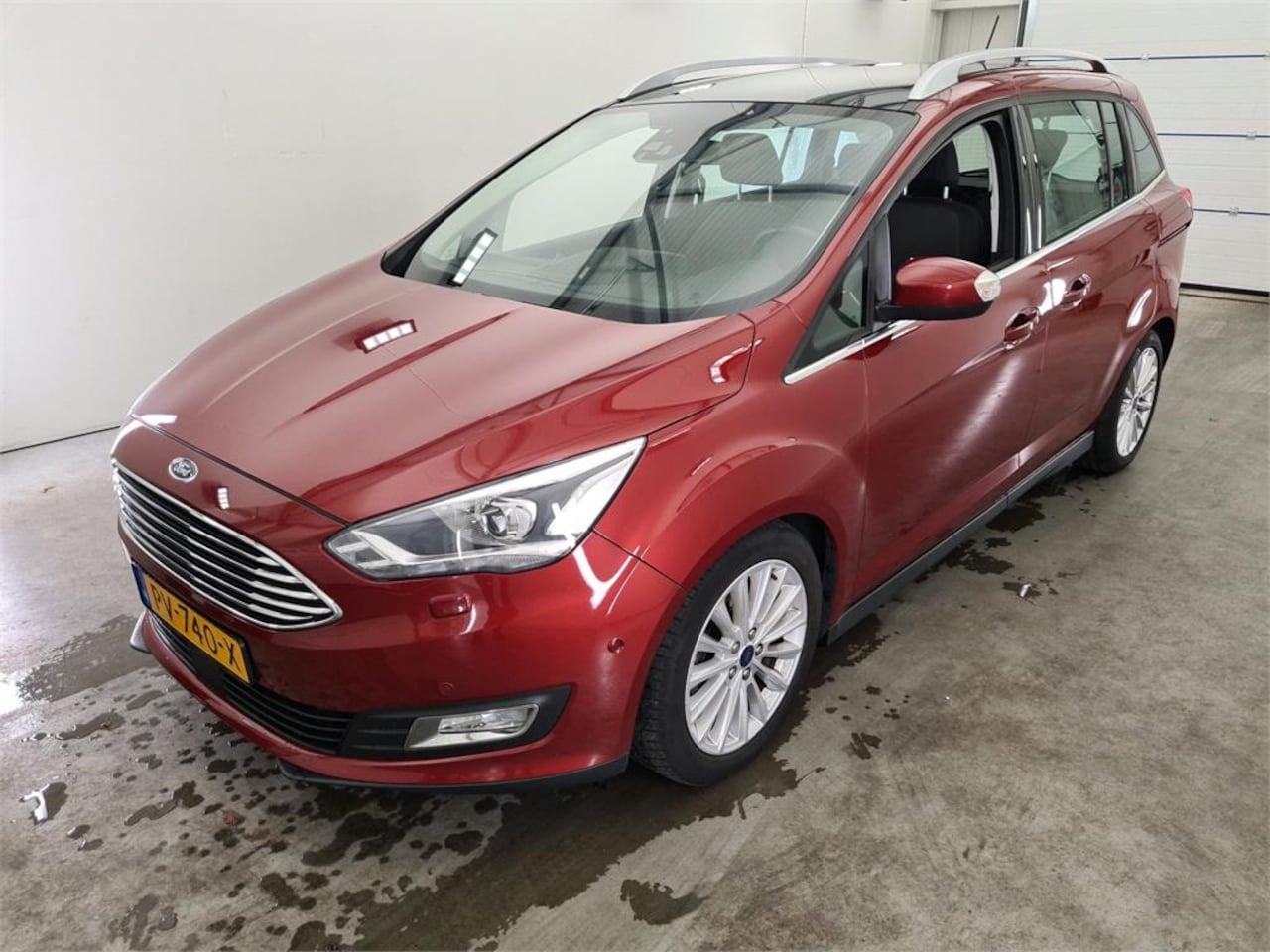 Ford Grand C-Max - CMAX FORD GRAND 1.0 EcoBoost 125pk Titanium - AutoWereld.nl