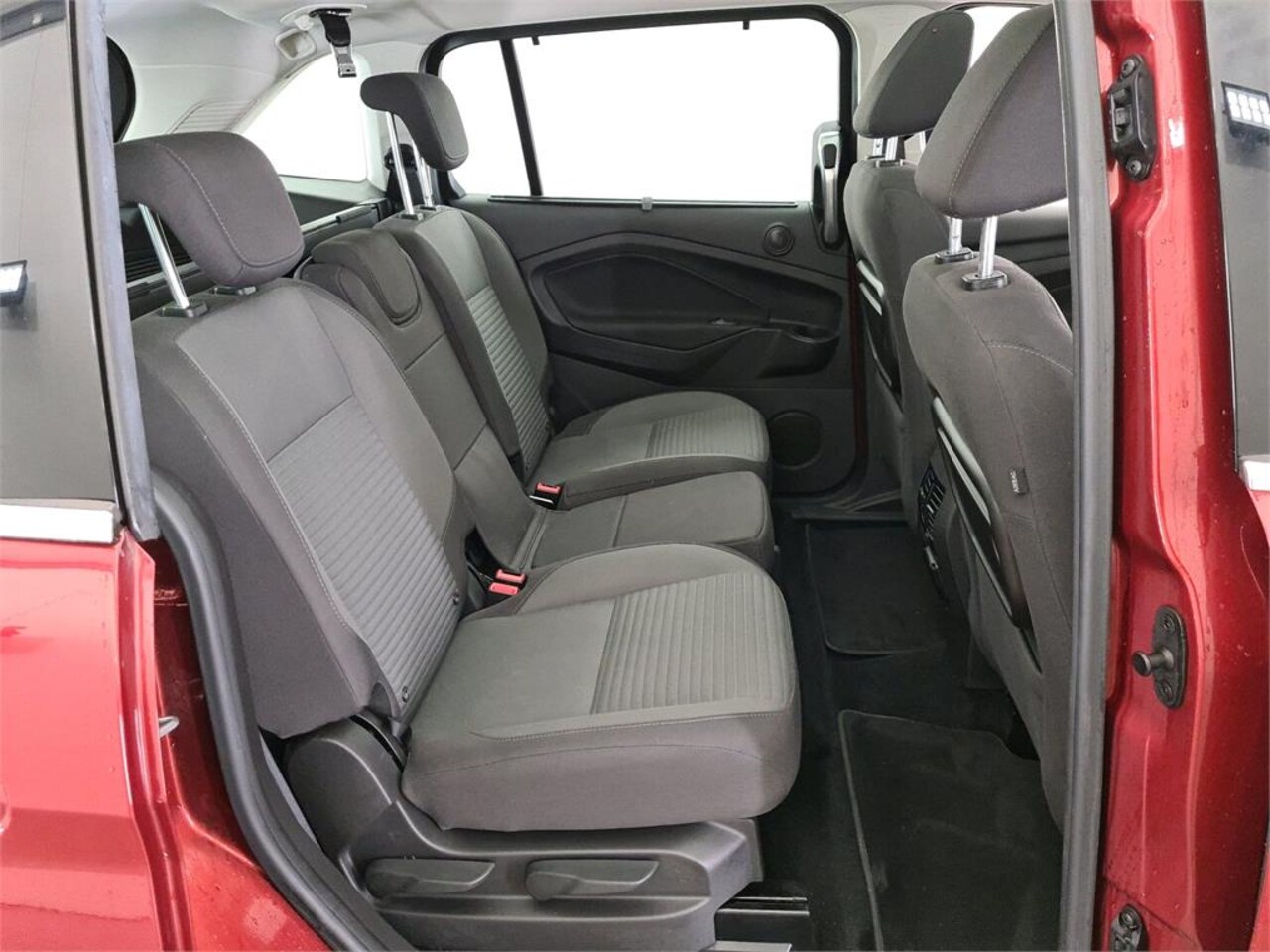 Ford Grand C-Max - CMAX FORD GRAND 1.0 EcoBoost 125pk Titanium
