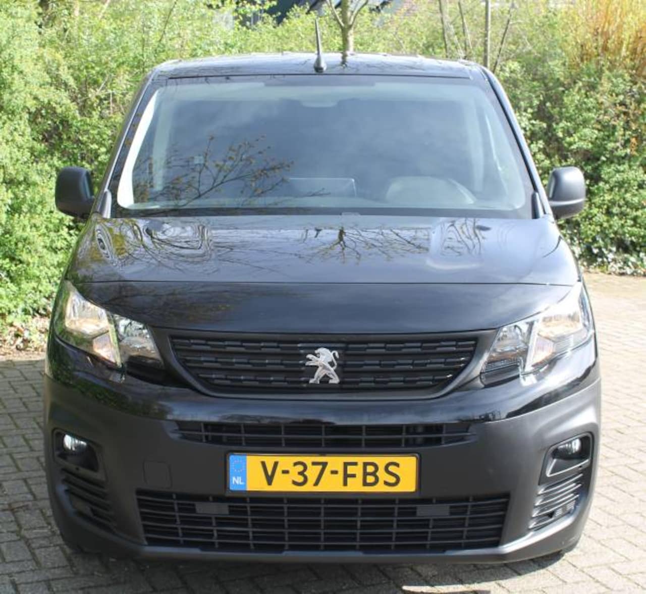 Peugeot Partner - 1.5 BlueHDi 100pk S&amp;S 650kg 3-zits Premium