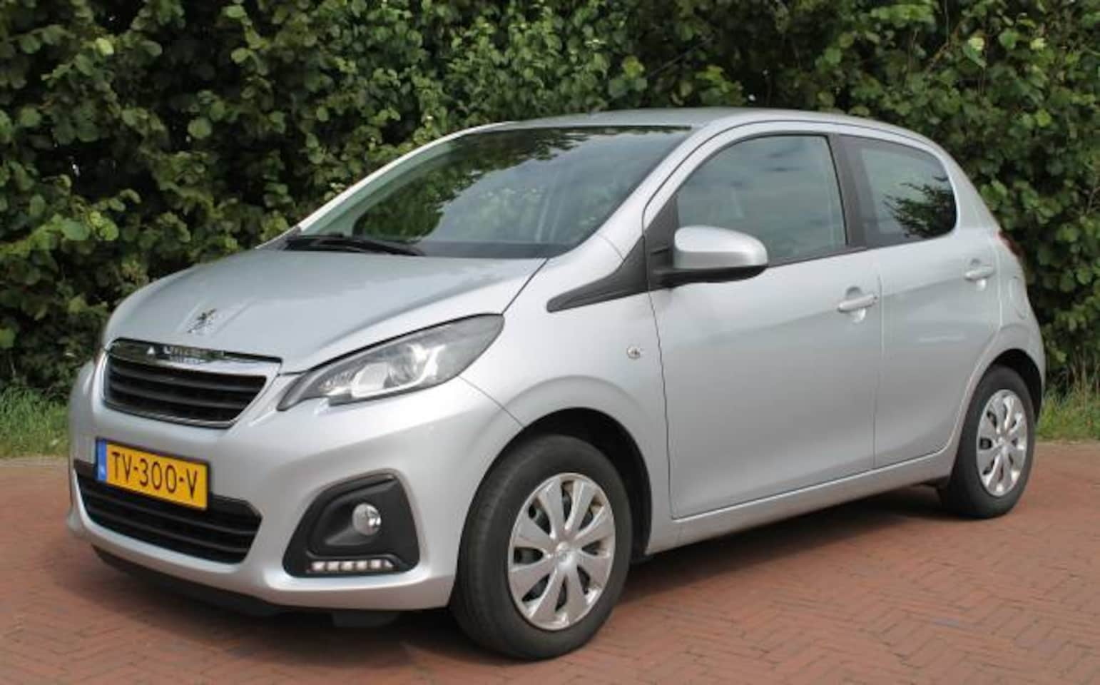 Peugeot 108 - 1.0 e-VTi 68pk 5D Active - AutoWereld.nl