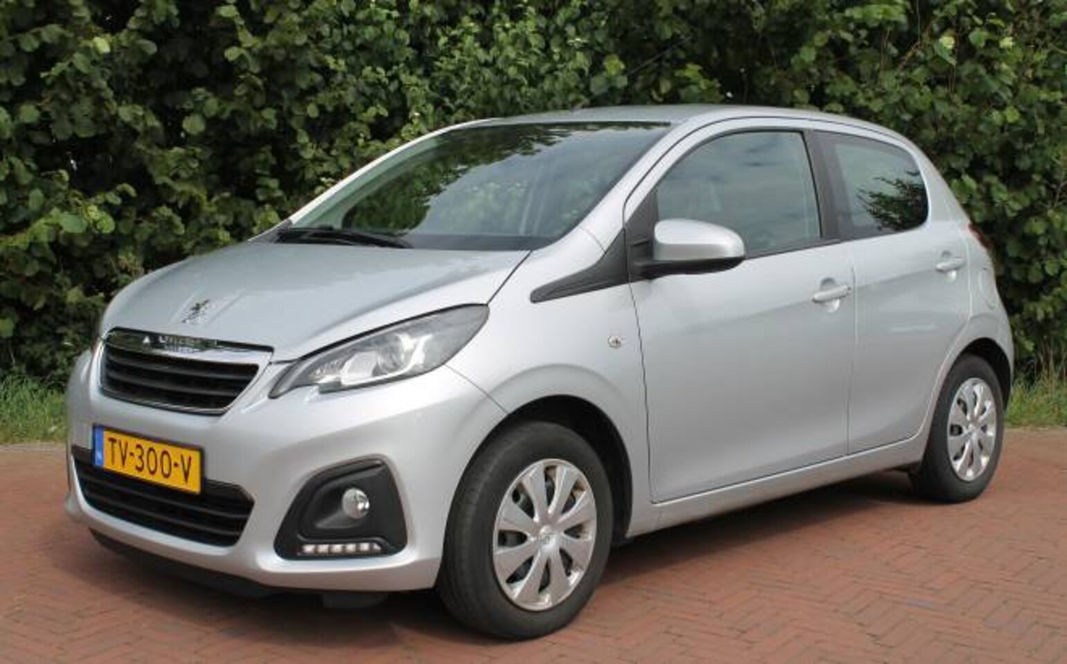 Peugeot 108 - 1.0 e-VTi 68pk 5D Active