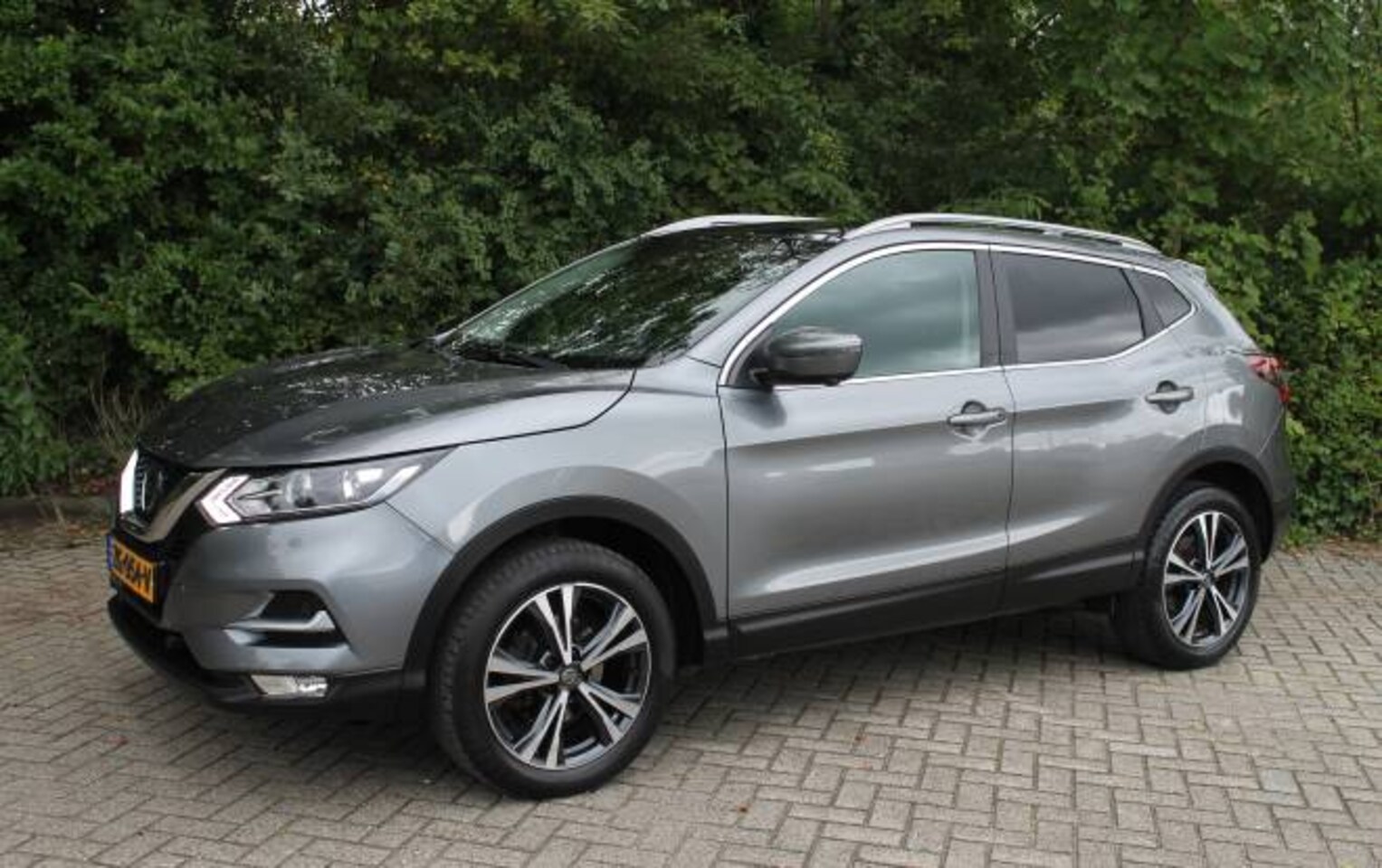 Nissan Qashqai - 1.3 DIG-T 140pk N-Connecta - AutoWereld.nl