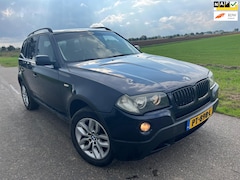 BMW X3 - 2.5si Executive / lpg yongtimer. Pano/leer/automaat