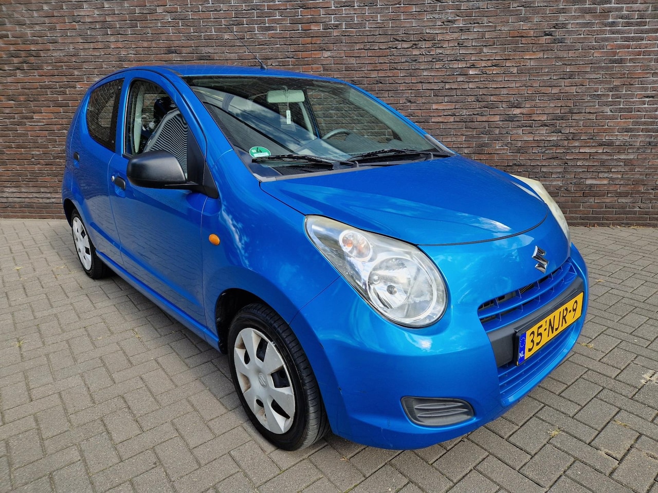 Suzuki Alto - 1.0 Comfort Plus airco APK 06-2025 radio cd 2 sleutels - AutoWereld.nl