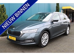 Skoda Octavia Combi - 1.5 TSI 150 PK First Edition /ECC/LMV/NAV/ADAPT.CRUISE/APP.CARPLAY/NAV/DIGI.DASHB/STOELVER