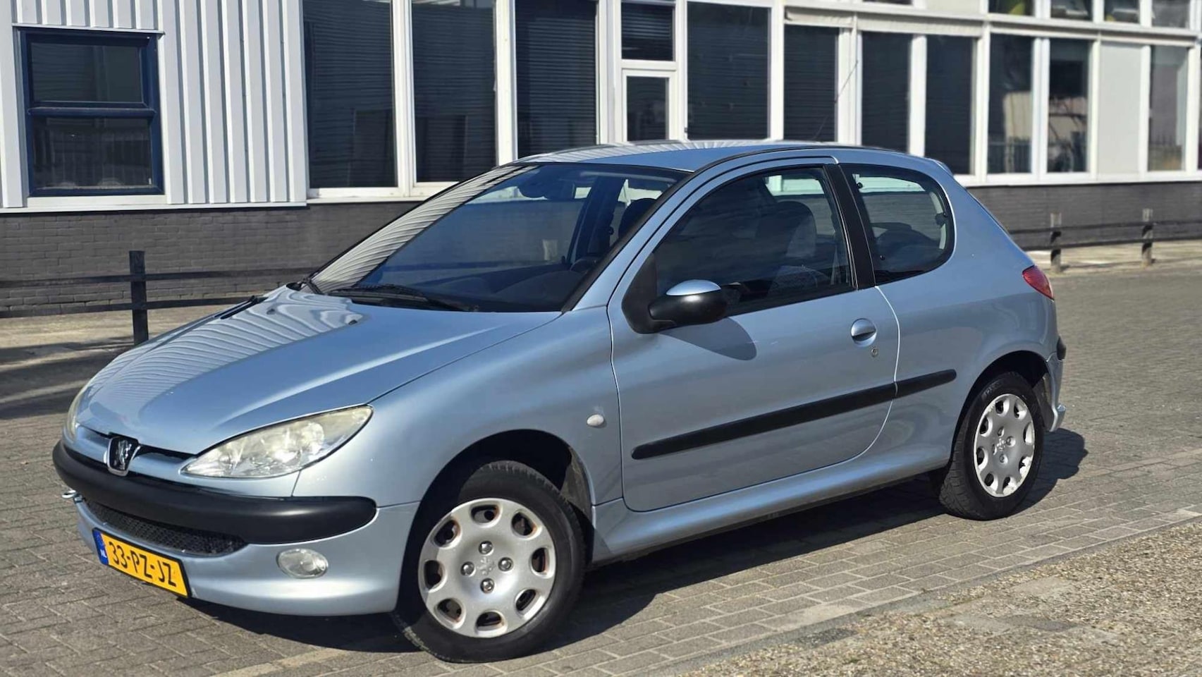 Peugeot 206 - 1.4-16V Gentry/Climate control/APK/Lage stand! - AutoWereld.nl