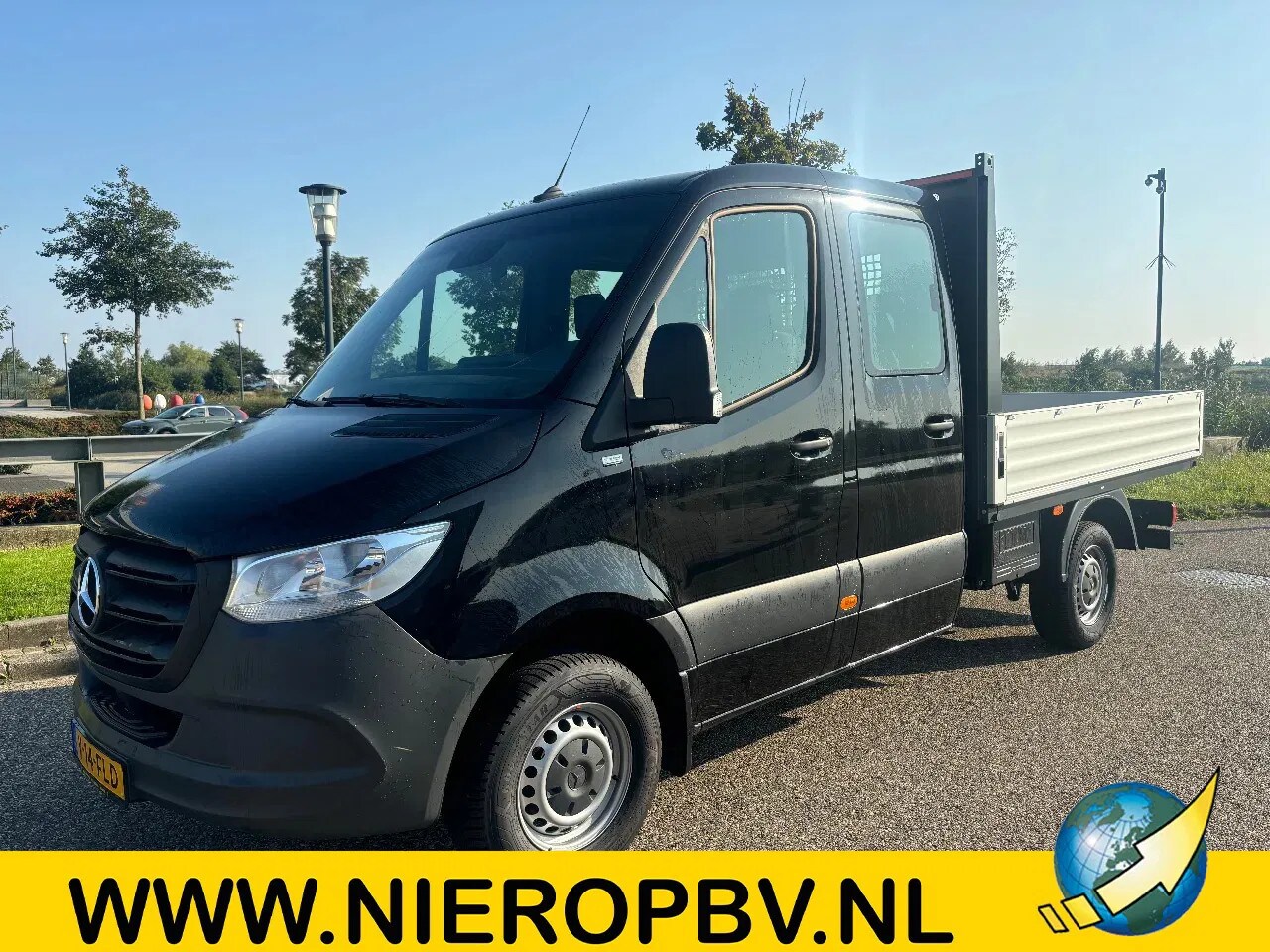 Mercedes-Benz Sprinter - 317CDI Dubbelcabine Openlaadbak Airco 3500KG Trekhaak 2000KM ( NIEUW STAAT ) - AutoWereld.nl