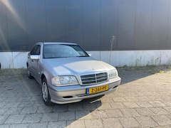 Mercedes-Benz C-klasse - 180 Classic, autmaat, airco, NETJES