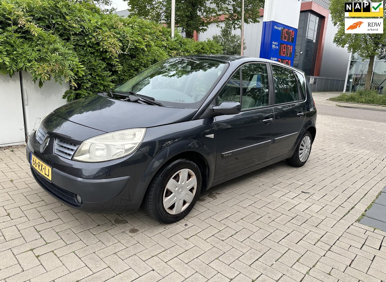 Renault Scénic - 1.6-16V Expression Comfort 1.6-16V Expression Comfort G3 - AutoWereld.nl